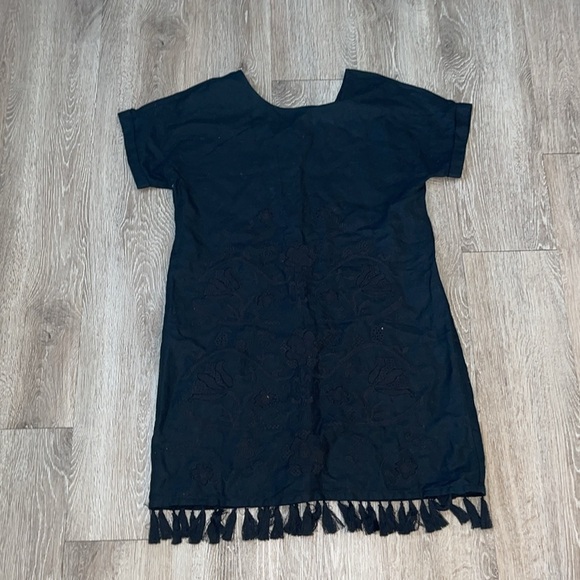 Madewell
Embroidered Shift Dress with Tassel Trim size medium linen blend black - Picture 2 of 8